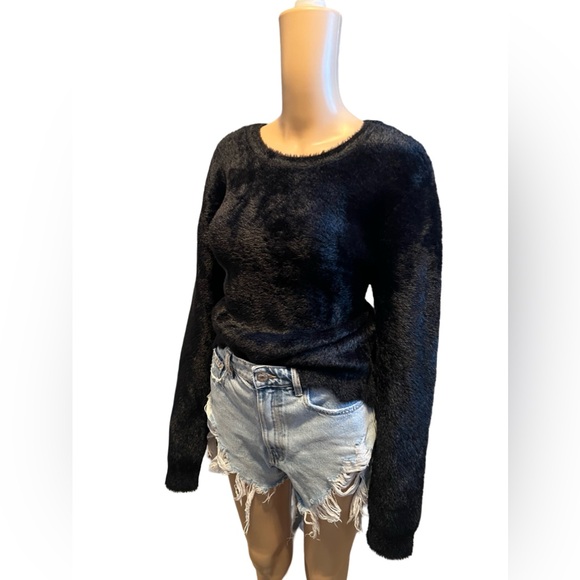 Super cozy and soft stretchy sweater - Picture 3 of 7